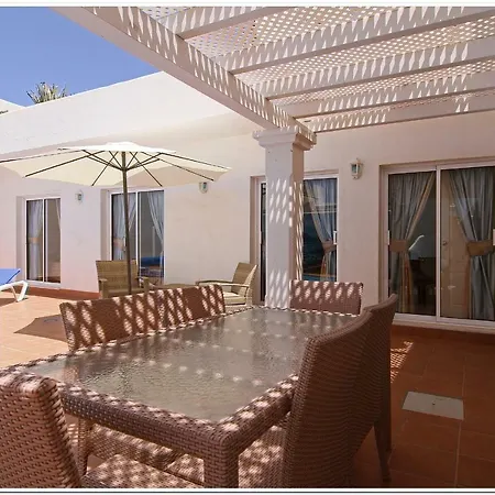 Holiday home Caroline, Victoria And Louise Corralejo